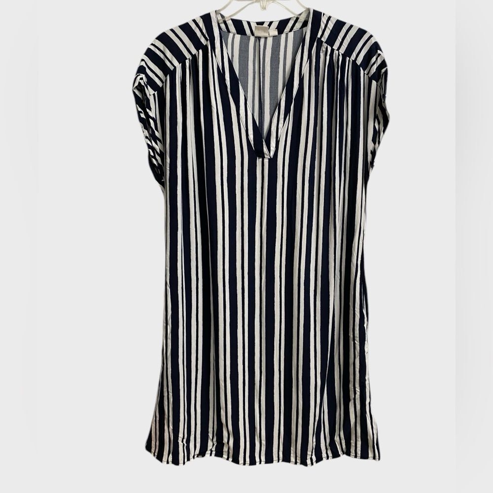 GAP Navy Blue White Striped Dress Shirtdress Women's Size M Pockets Soft Summer